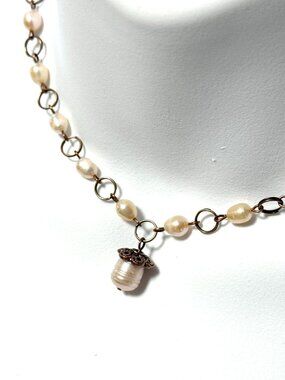 Pale Pink Freshwater Pearl Short Necklace with Cute Pendant, Copper Links